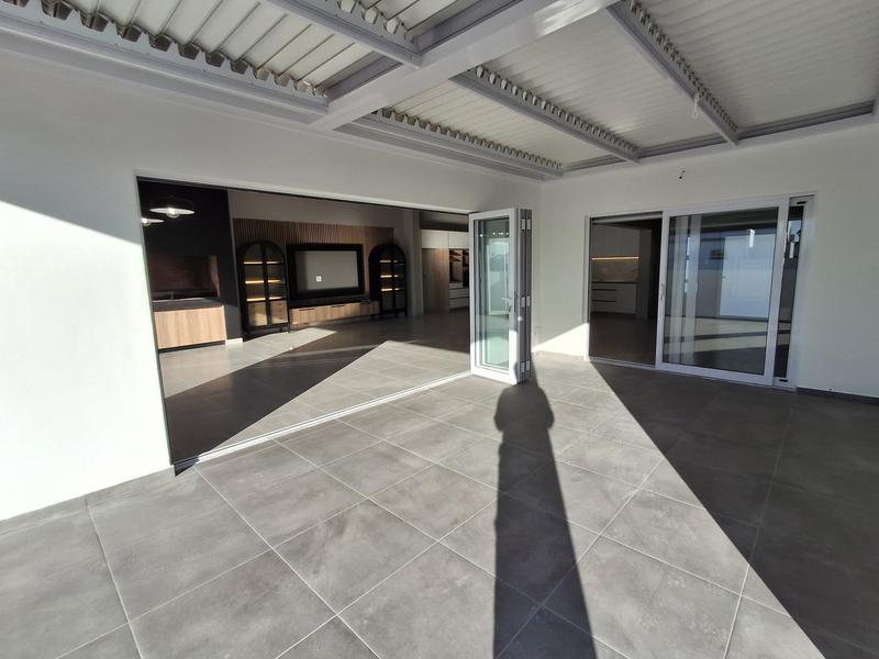 3 Bedroom Property for Sale in Lampiesbaai Western Cape